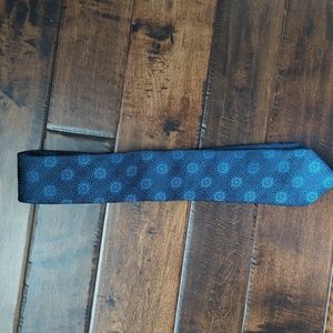 Men's tie